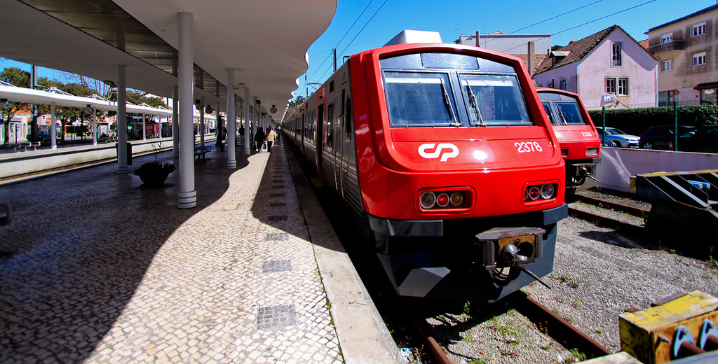 Lisbon-to-Algarve-by-Train