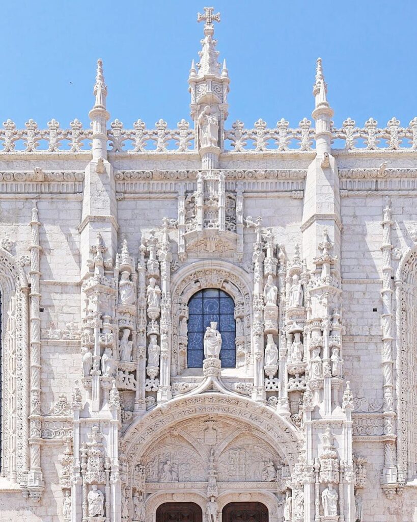 Belém Tower in Lisbon (Get the Best Experience) 6 jeronimos monastery