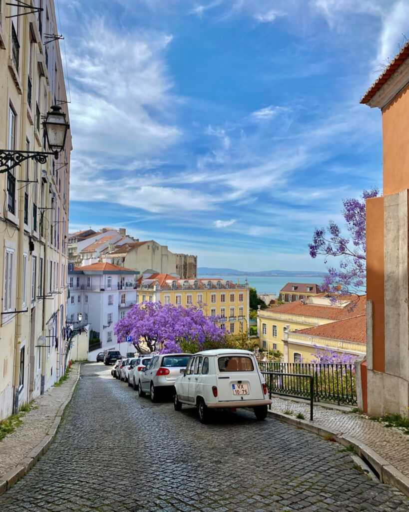 Where To Stay In Lisbon? Guide For First Timers 6 lisbon alfama