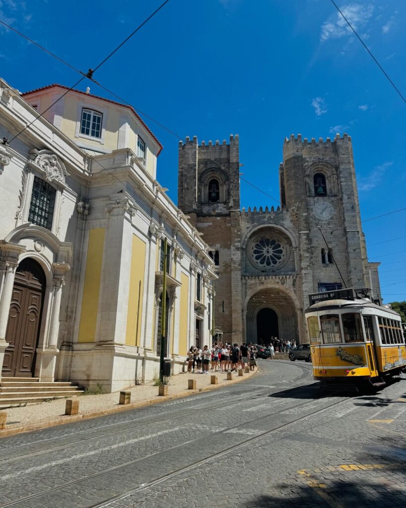 Free Walking Tour of Alfama, Lisbon (Self-Guided) 4 lisbon cathedral
