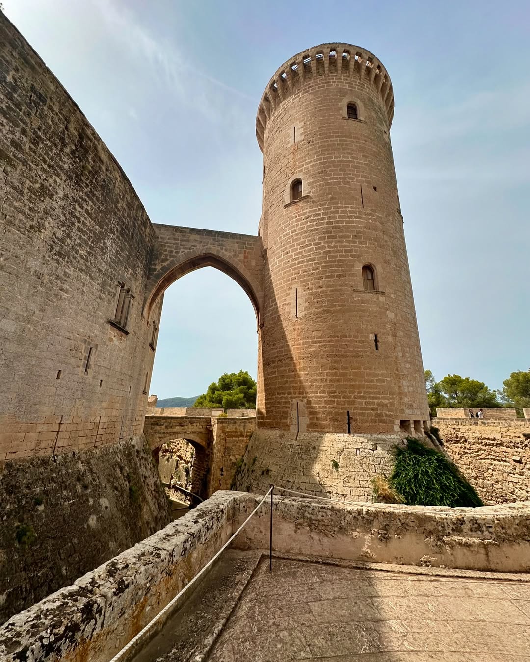 21 Amazing Castles in Lisbon and Its Surroundings 16 Medieval castle tower in Lisbon, Portugal, showcasing historical architecture and scenic views, perfect for travel and cultural explorations.