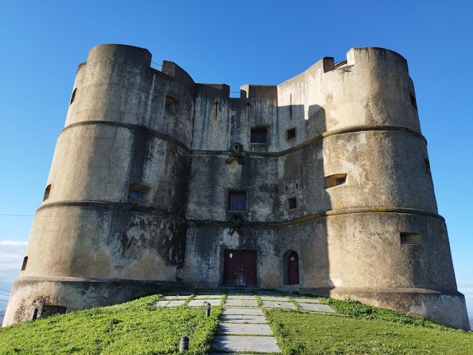 Castle-of-Evoramonte