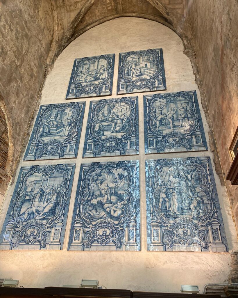 Carmo Convent Museum in Lisbon 9 carmo convent azulejos
