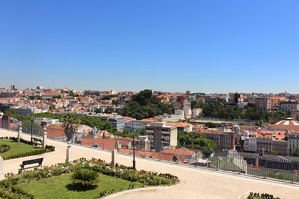 3-day Lisbon trip for Phillip 6 São Pedro de Alcântara Viewpoint Guide