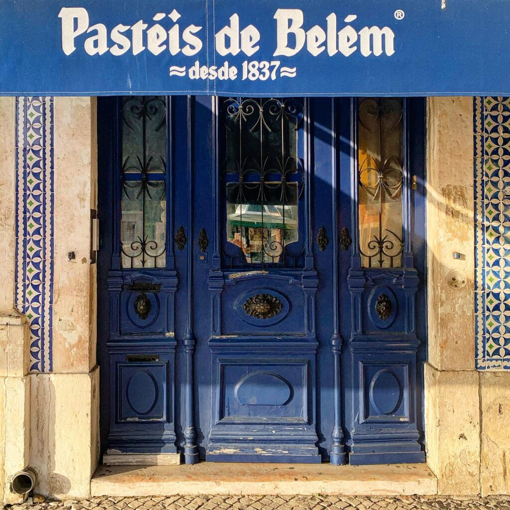 2 Days in Lisbon Itinerary: The Perfect Weekend 7 pasteis de belem store