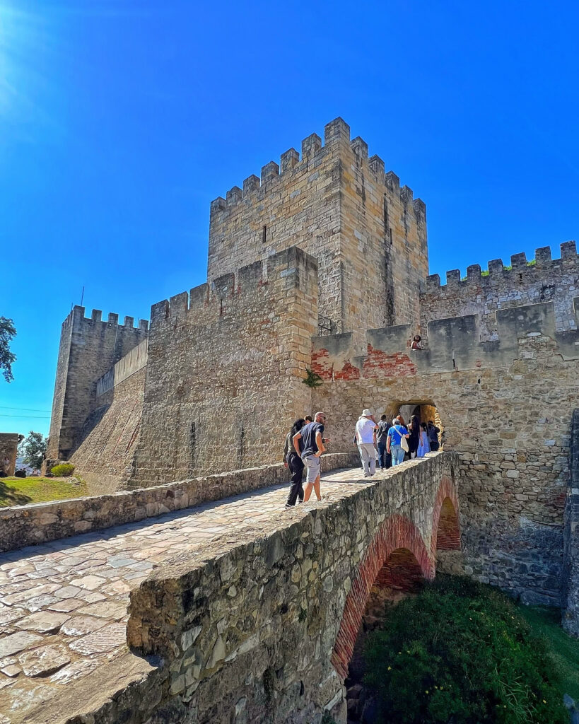 Miradouro da Senhora do Monte Viewpoint 6 sao jorge castle in lisbon