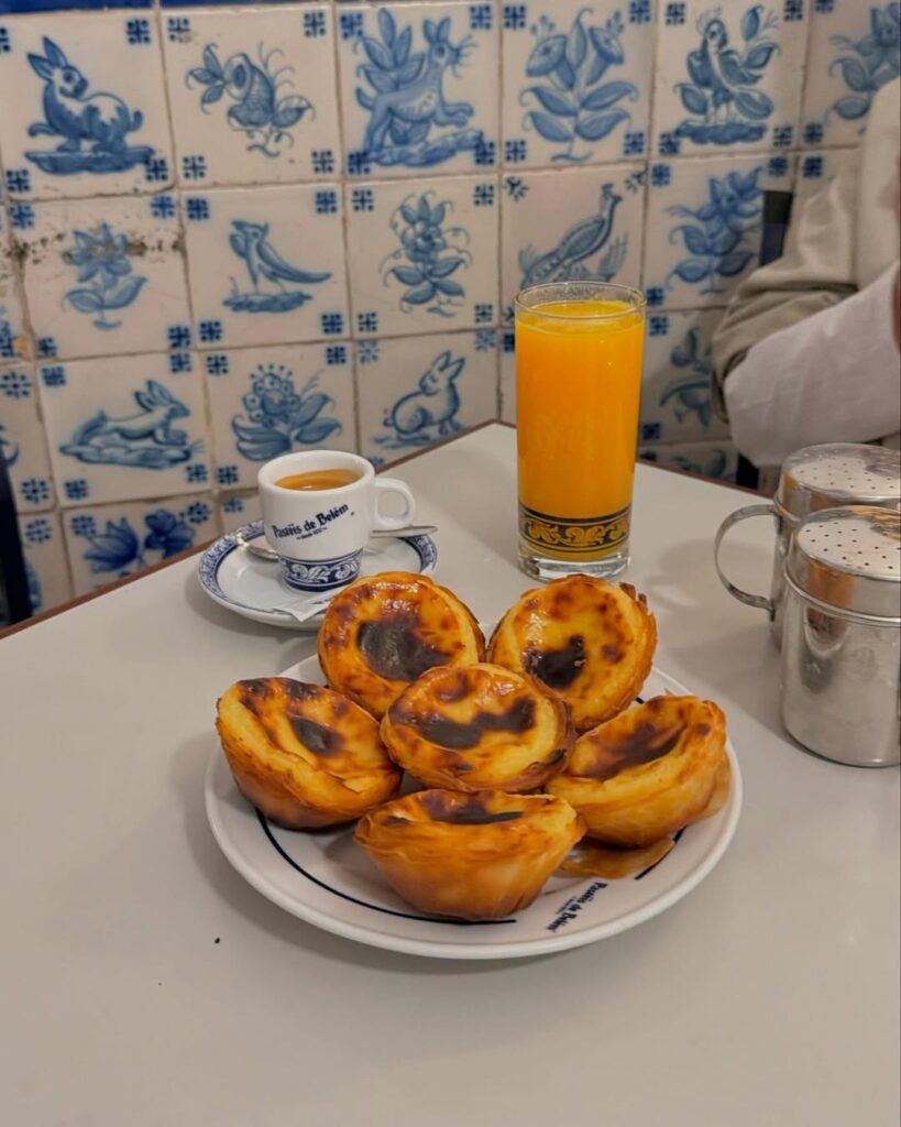 Lisbon vs Porto: Which City is Best for You? 6 pastel de nata lisbon